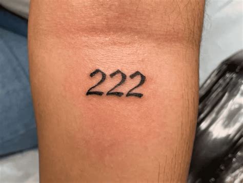 222 Tattoo Meaning: Exploring the Deep Symbolism。